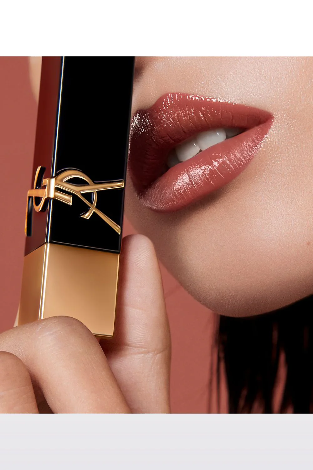 שפתון ROUGE PUR COUTURE THE BOLD  במרקם לחותי | איב סאן לורן - Image 20