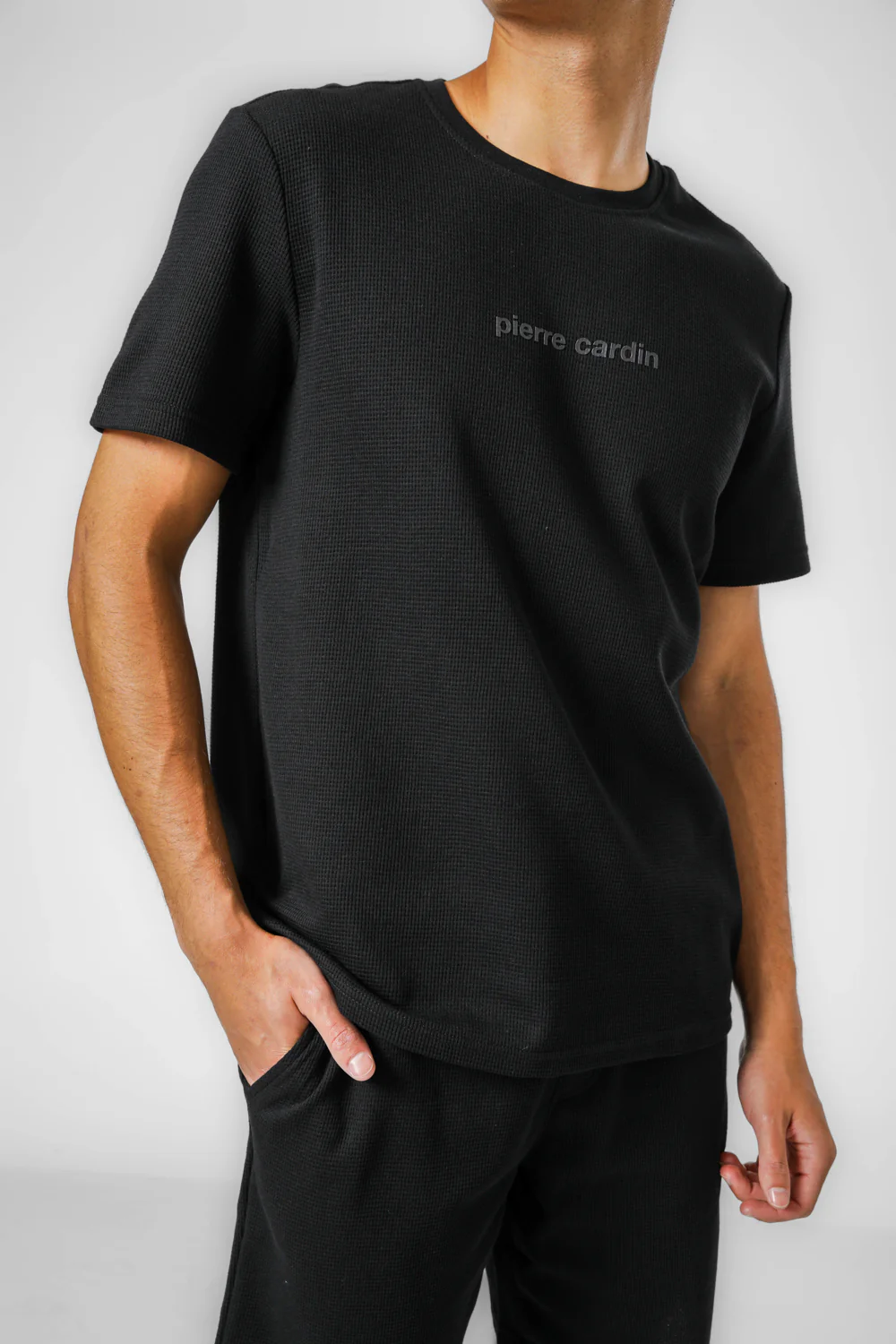 סט פנאי קצר וופל PIERRE CARDIN בצבע שחור - Image 8