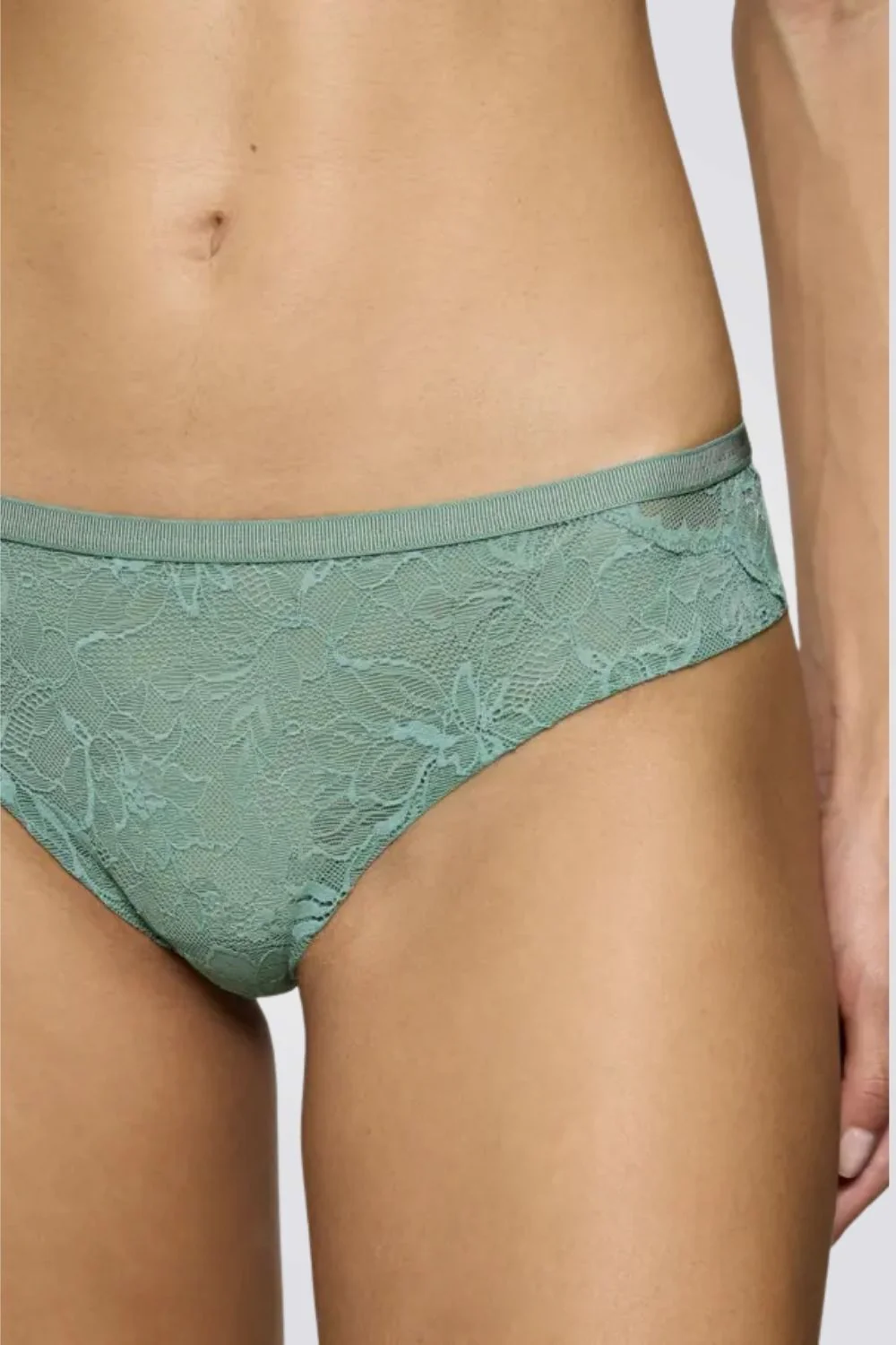 תחתוני תחרה Amourette Charm T Brazilian בצבע ירוק - Image 4