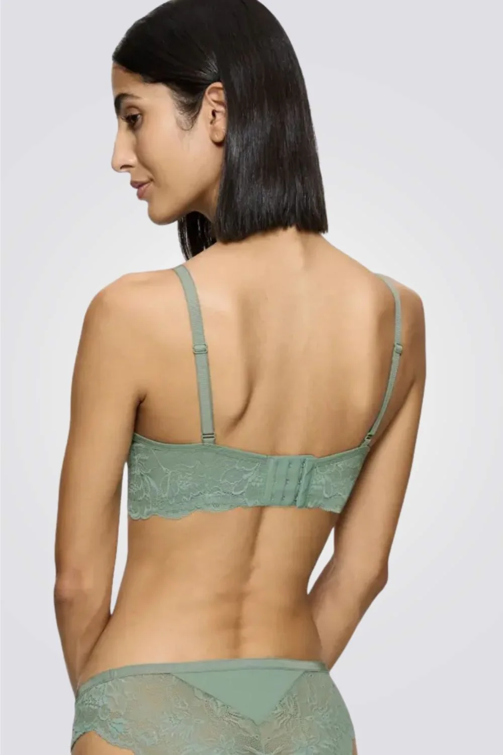 חזיית תחרה Amourette Charm T N03 בצבע ירוק - Image 2
