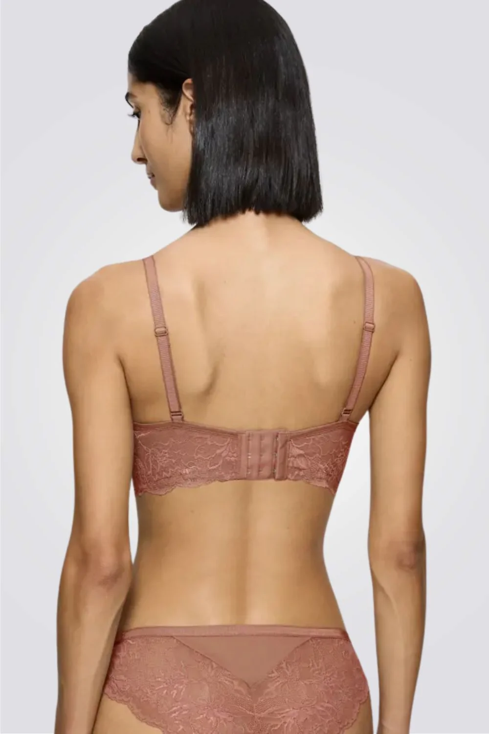 חזיית תחרה Amourette Charm T N03 חום - Image 2