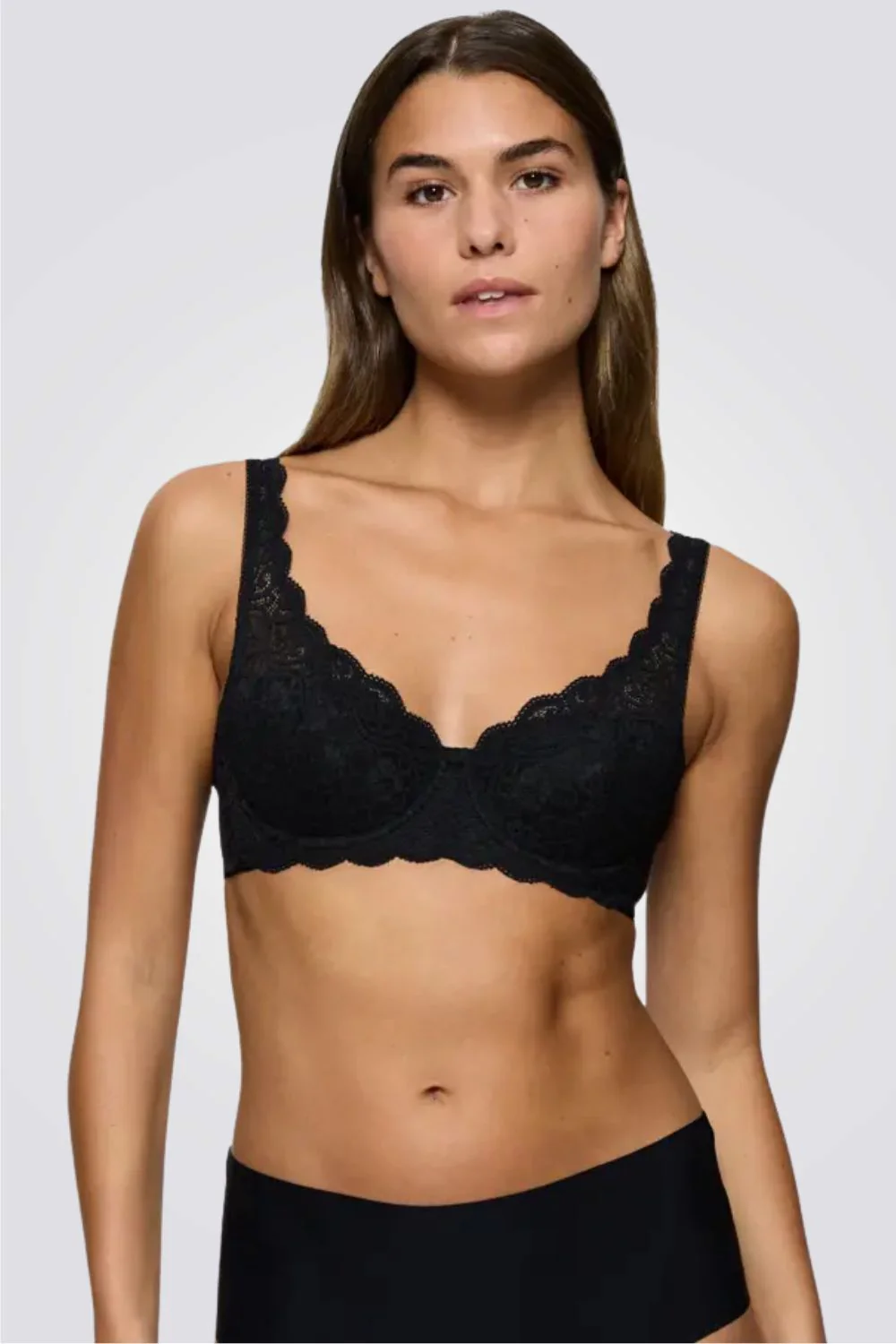 חזייה מרופדת Amourette WHP שחור | טריומף