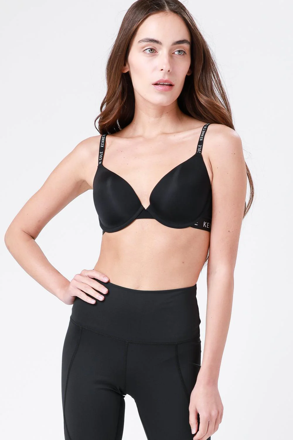 טופ אימון לנשים Heart Top בצבע שחור
