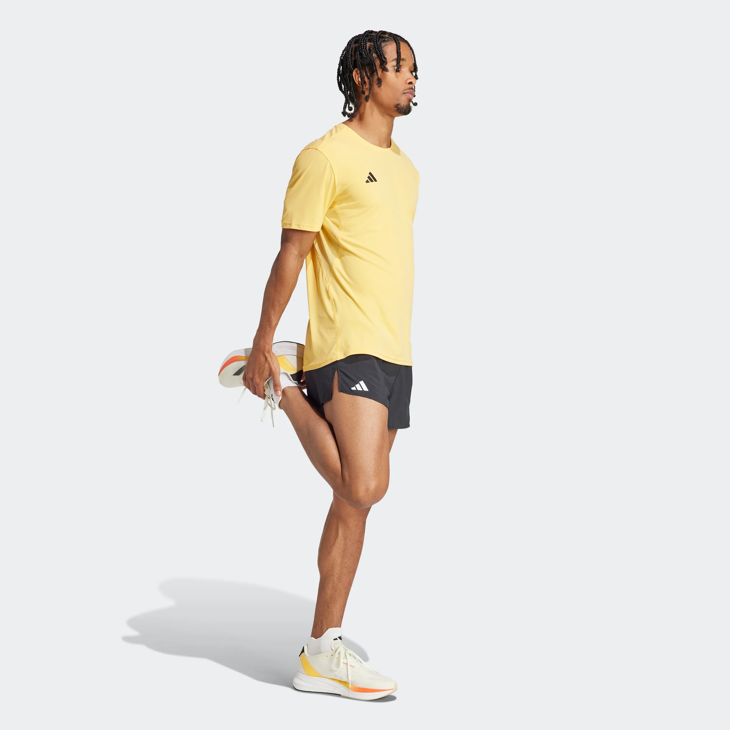 מכנסיים קצרים לגברים ADIZERO ESSENTIALS בצבע שחור - Image 3