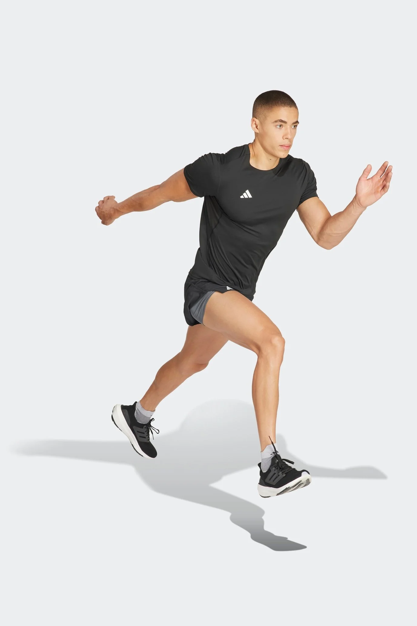 טישירט לגברים ADIZERO ESSENTIALS RUNNING בצבע שחור ולבן - Image 3