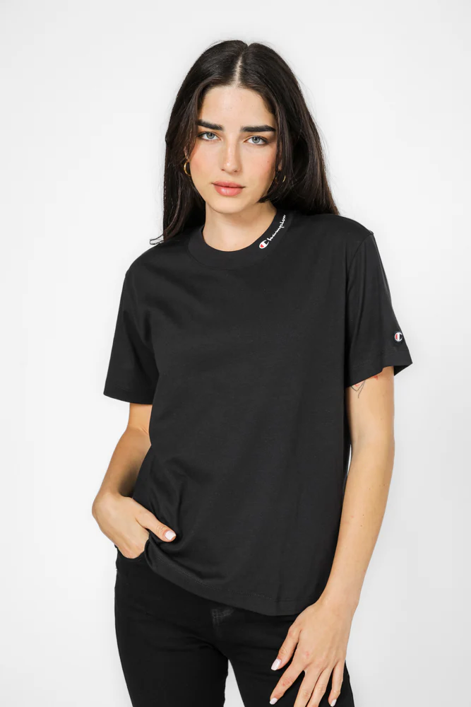 טישירט לנשים Crewneck בצבע שחור - Image 4