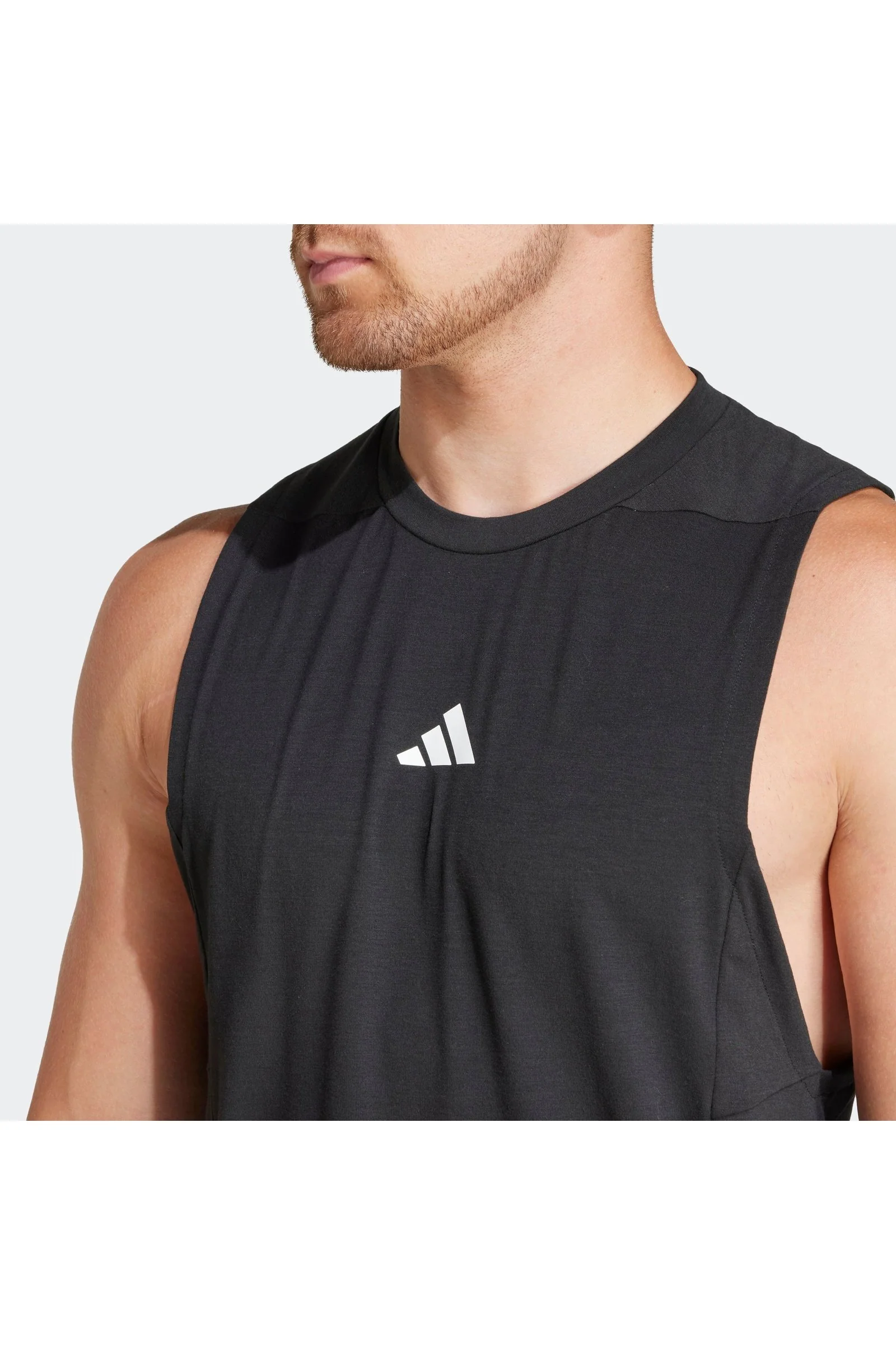 גופיייה לגברים DESIGNED FOR TRAINING בצבע שחור - Image 6