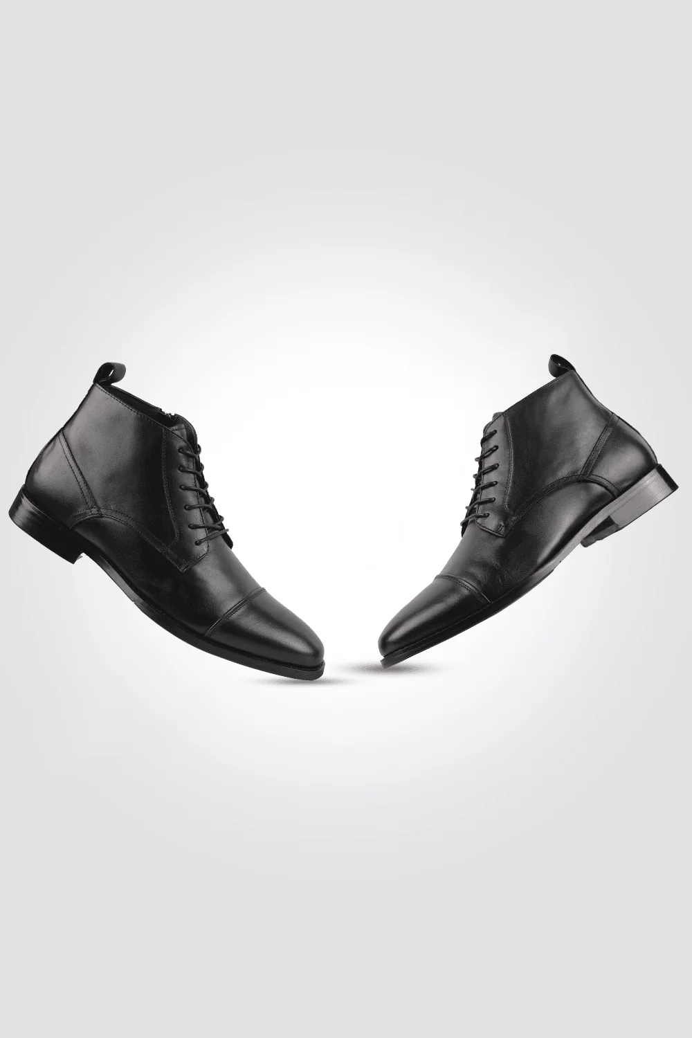 מגפון עור לגבר בצבע שחור - Image 4