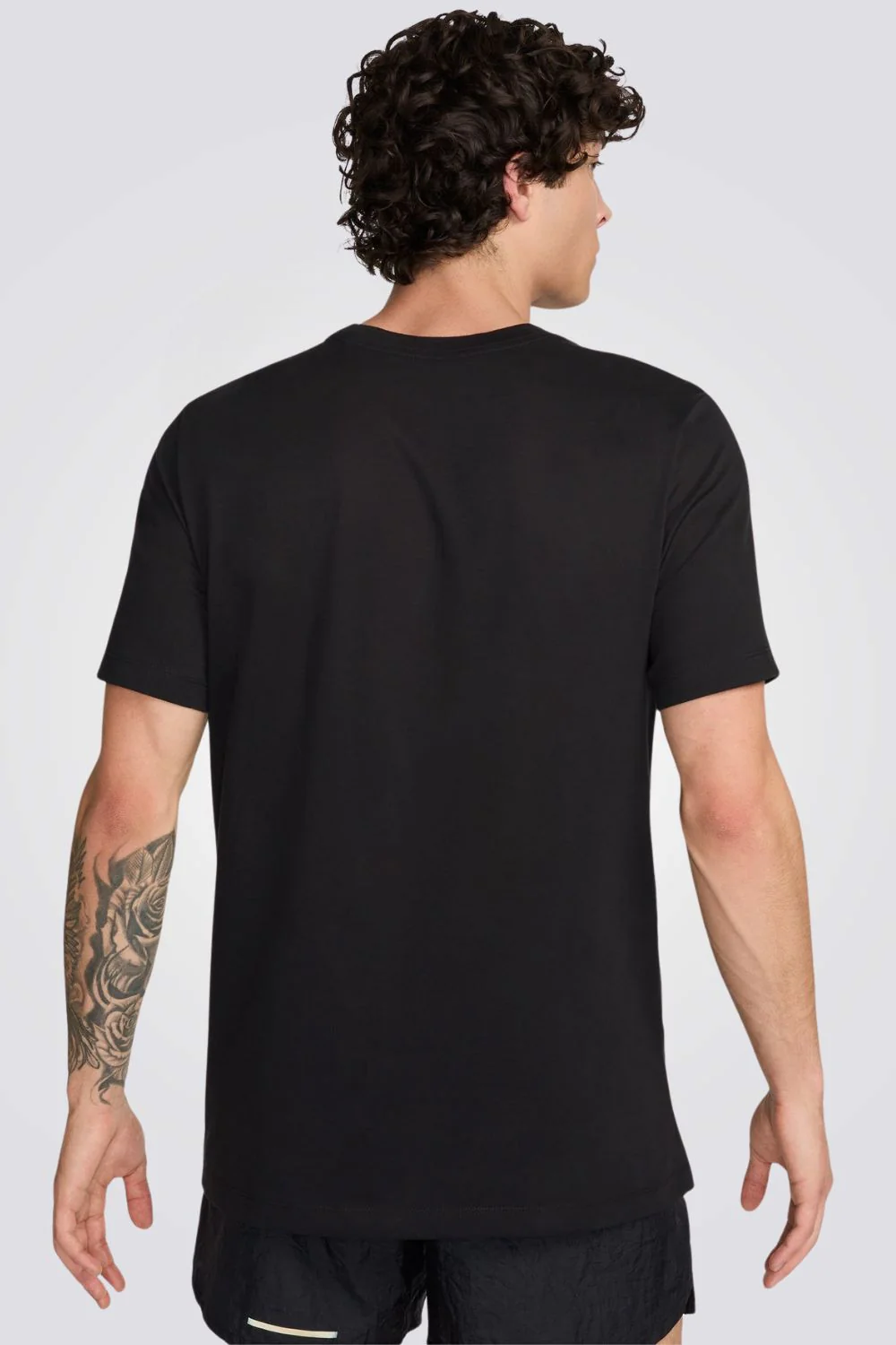 טישירט לגברים Dri-FIT Swoosh בצבע שחור - Image 2