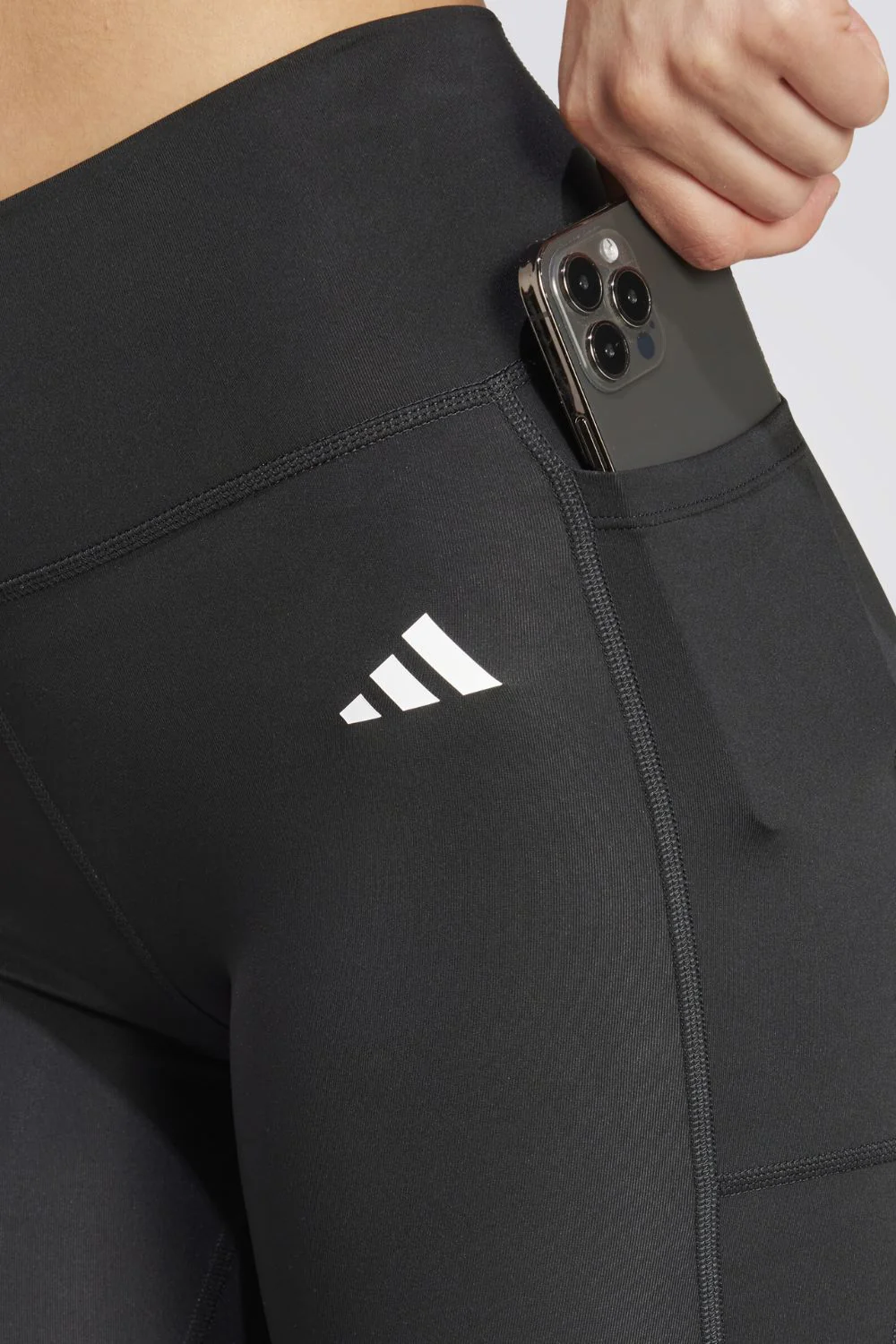 טייץ ספורט Optime Essentials Stash Pocket לנשים - Image 3