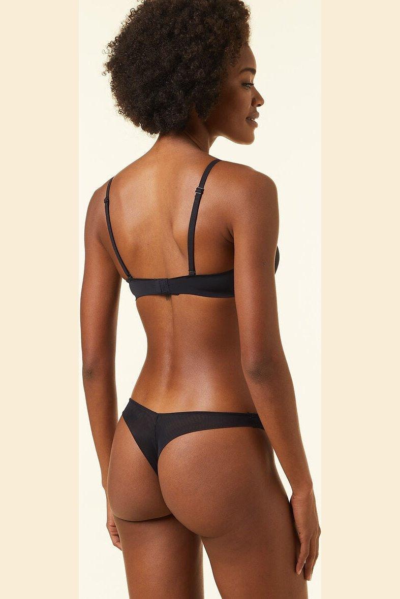 חזיית מיקרופייבר בריפוד קל PURE FIT שחורה - Image 2