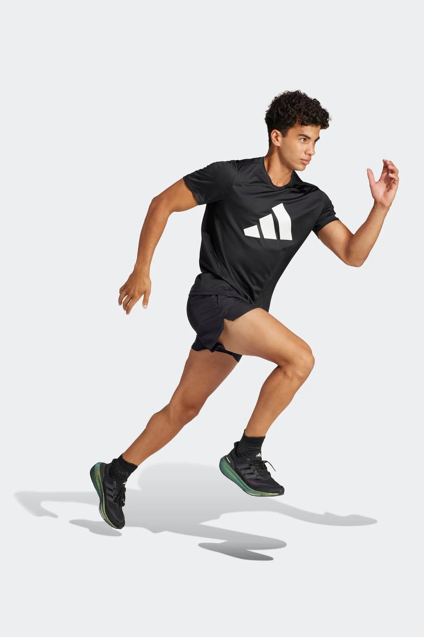 טישירט לגברים RUN IT בצבע שחור ולבן - Image 3