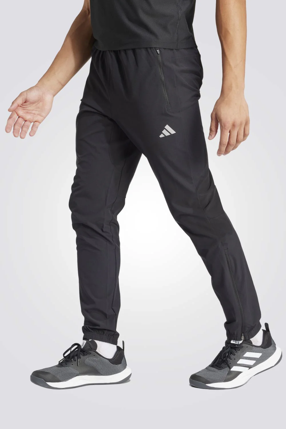 מכנסיים ארוכים לגברים Run It TKO בצבע שחור