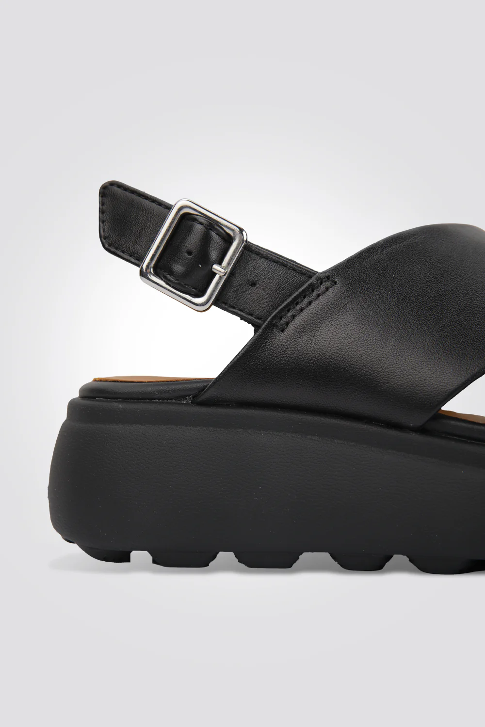סנדלים לנשים PELLE TACCO SUP. 3 CM בצבע שחור - Image 4
