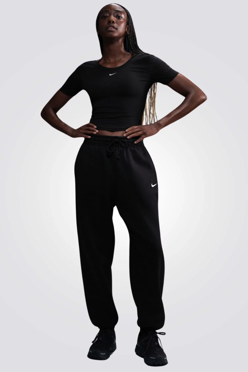 מכנסיים ארוכים לנשים Sportswear Phoenix Fleece בצבע שחור