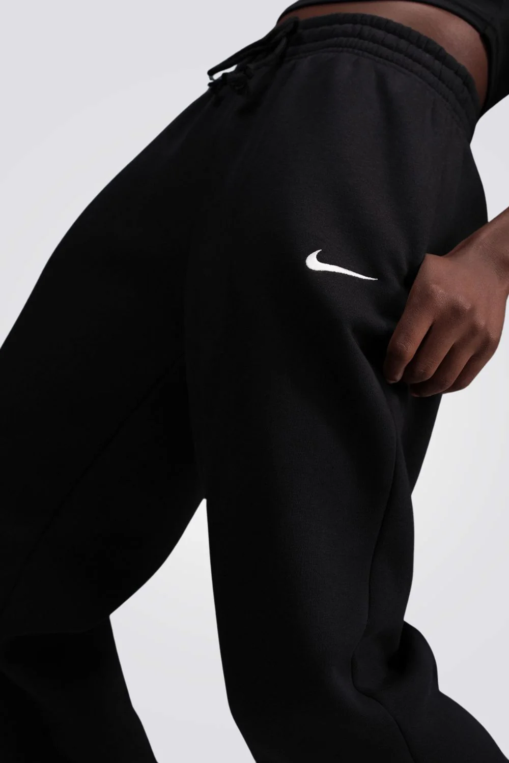 מכנסיים ארוכים לנשים Sportswear Phoenix Fleece בצבע שחור - Image 5