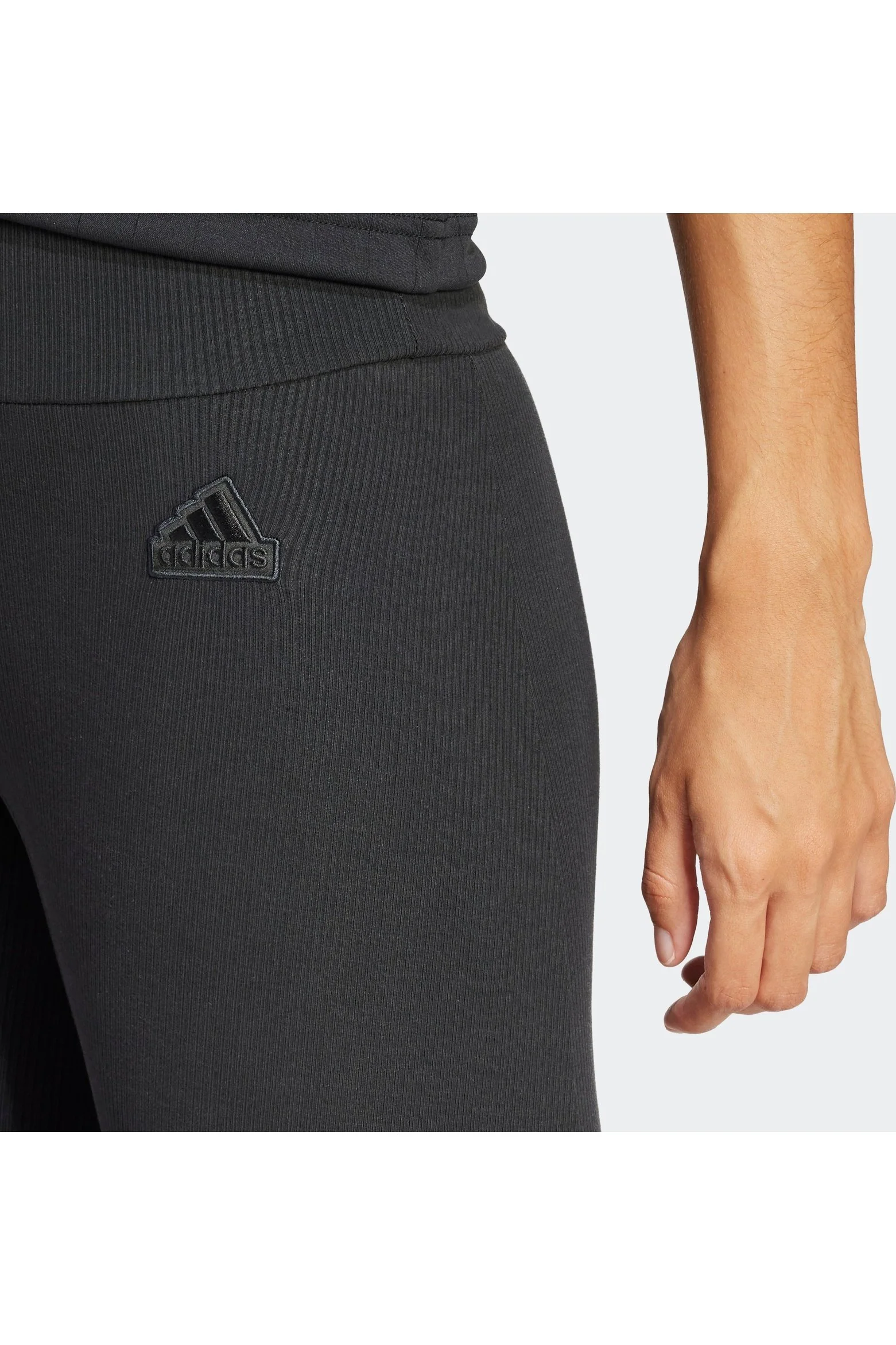 טייץ לנשים LOUNGE RIBBED HIGH-WAIST 7/8 בצבע שחור - Image 5