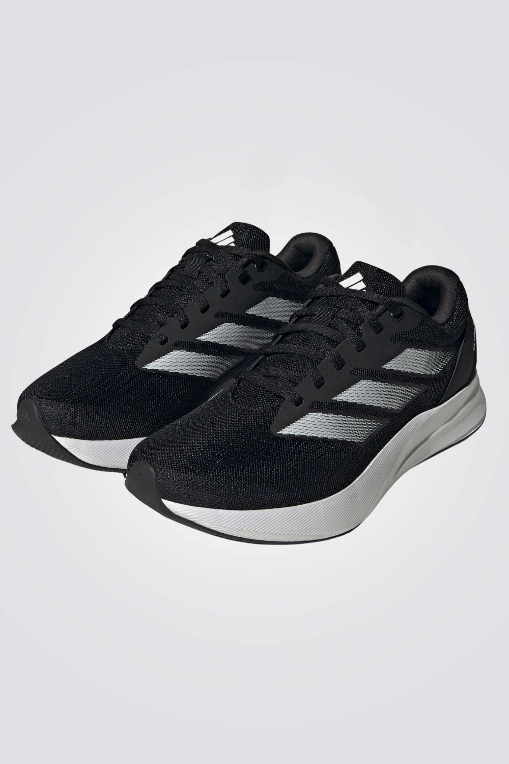 נעלי ספורט לגברים DURAMO RC SHOES בצבע שחור ולבן - Image 3