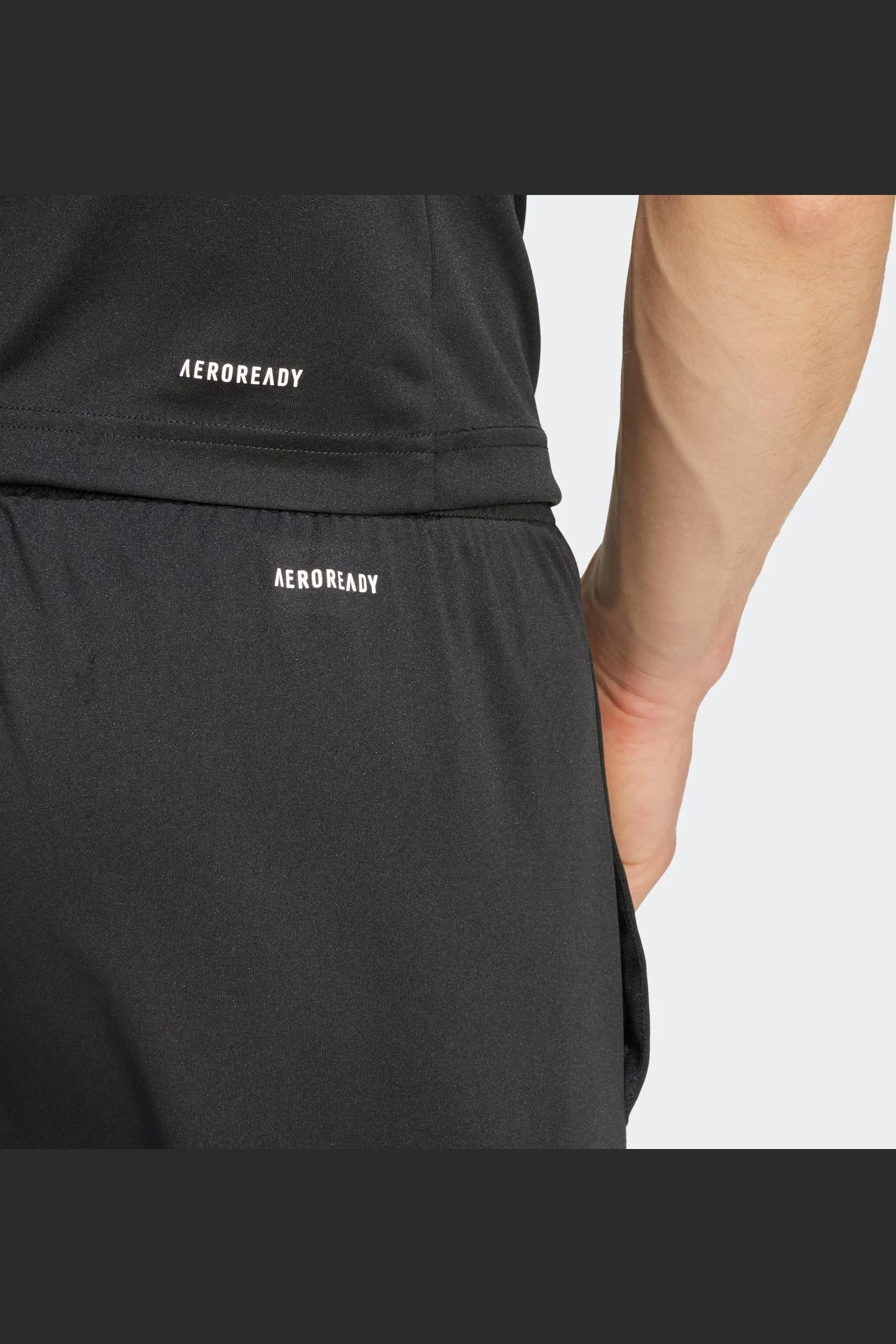 מכנסיים קצרים לגברים SERENO AEROREADY CUT 3-STRIPES בצבע שחור ולבן - Image 4