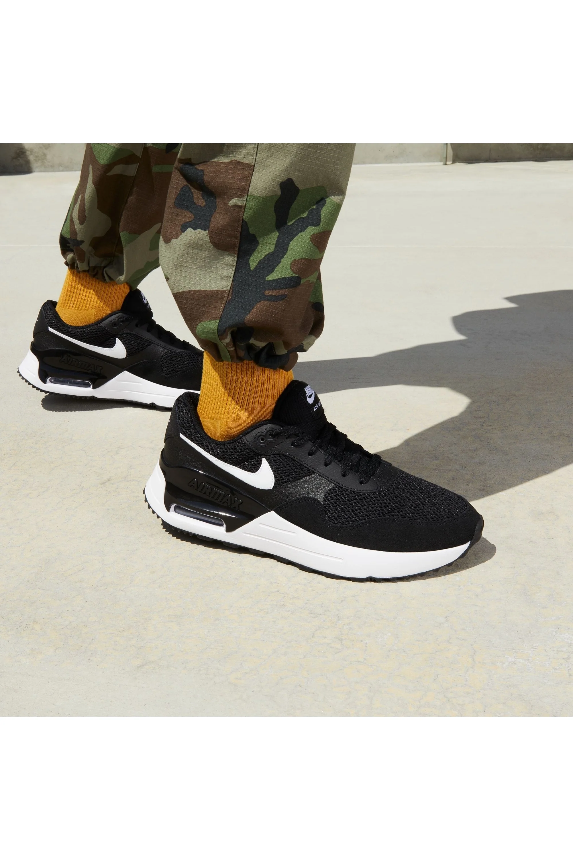 נעלי ספורט לגברים Air Max SYSTM בצבע שחור לבן - Image 2