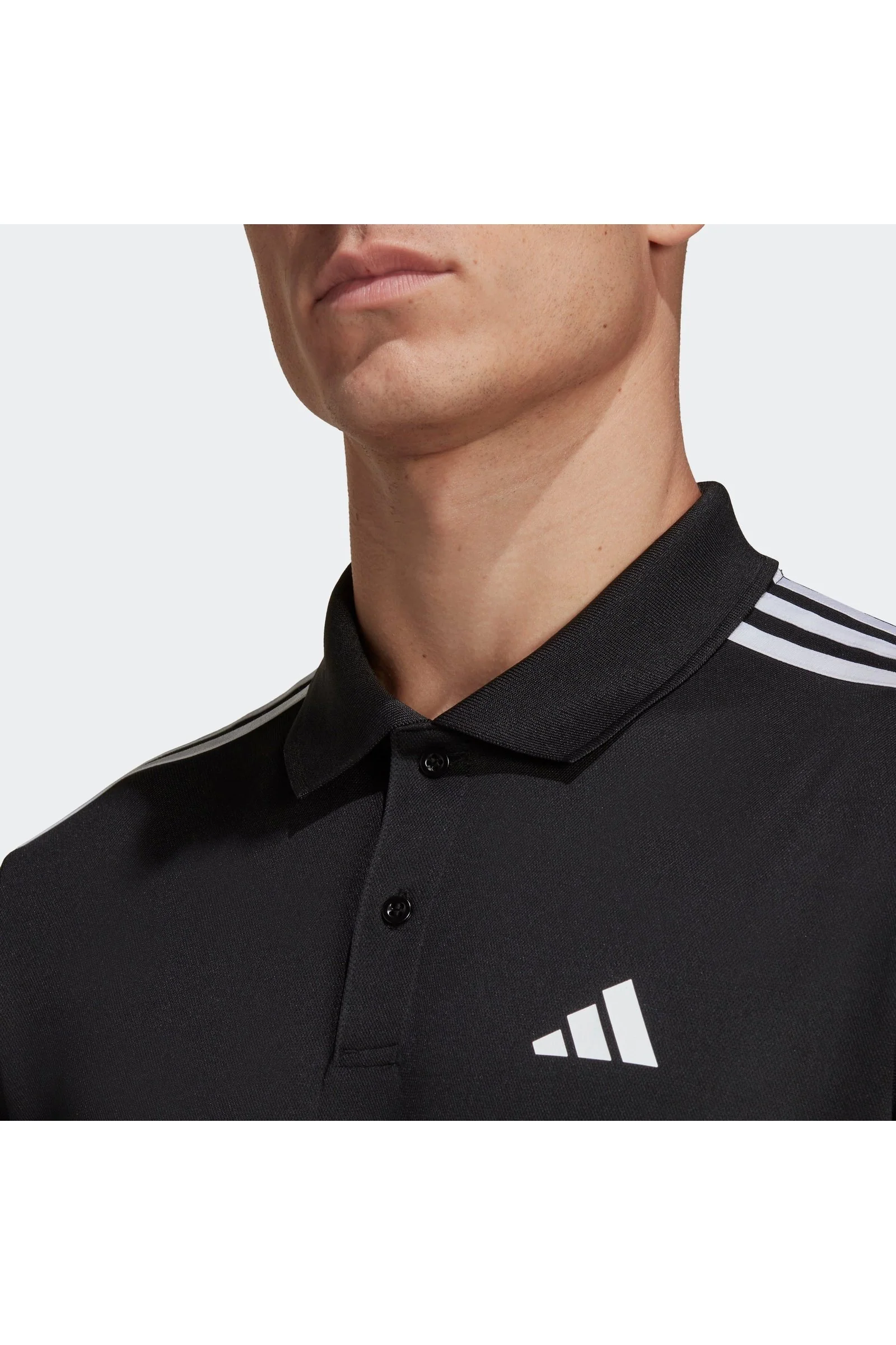 טישירט TRAIN ESSENTIALS PIQUÉ 3-STRIPES בצבע שחור ולבן - Image 4