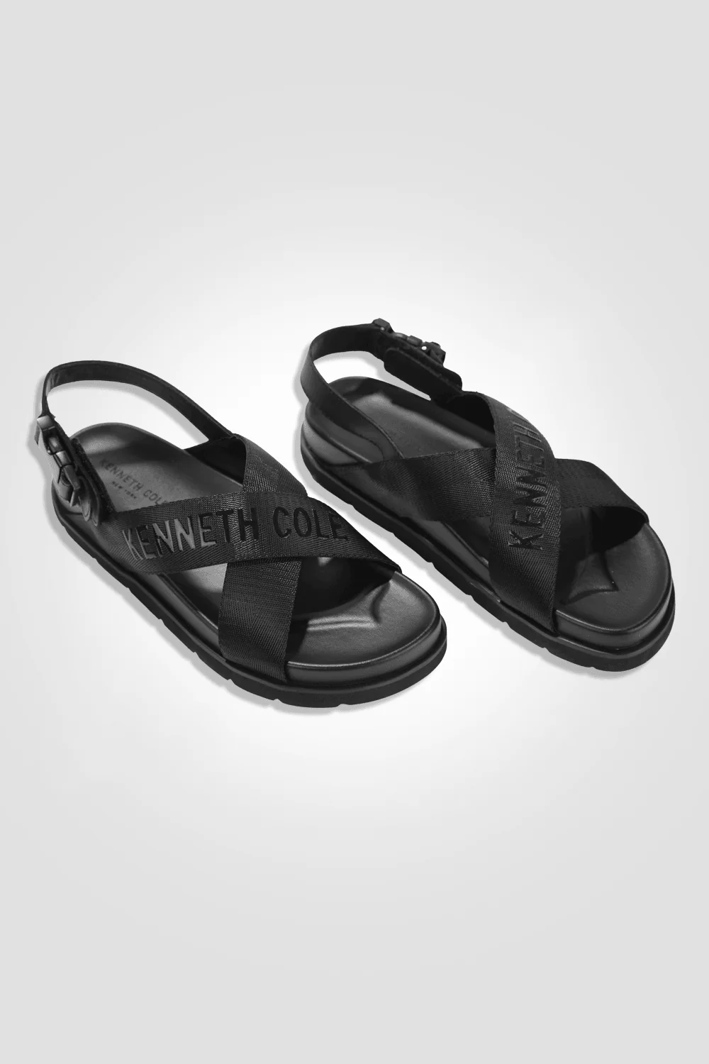 סנדלי FLAT ANKLE STRAP לנשים בצבע שחור - Image 2