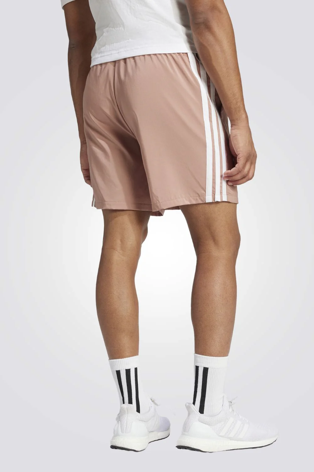 מכנס Essential 3 stripes chelsea shorts לגברים - Image 2