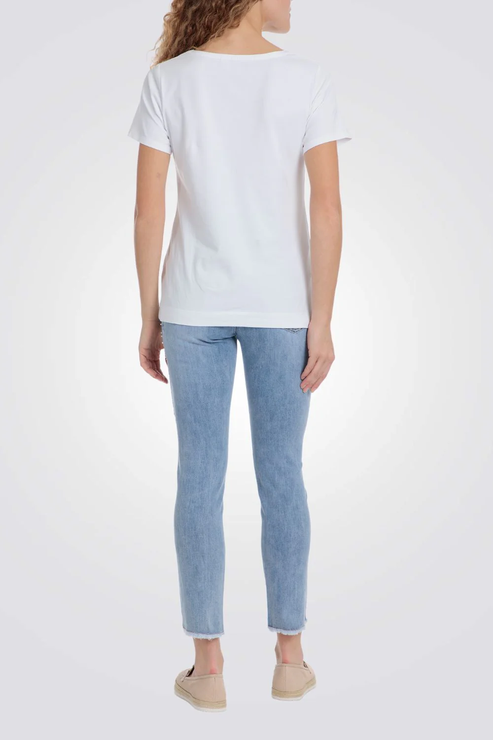 מכנסי ג'ינס 7/8 עם פנינים - Image 3