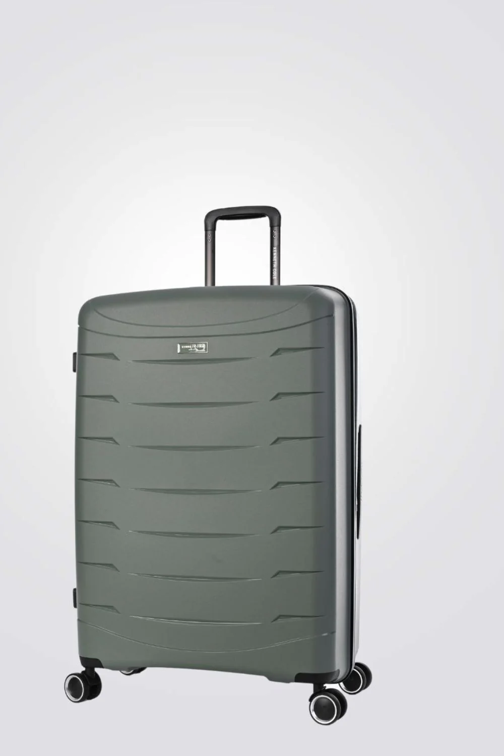 מזוודה קשיחה בינונית 24'' ESSENTIAL בצבע ירוק זית - Image 2