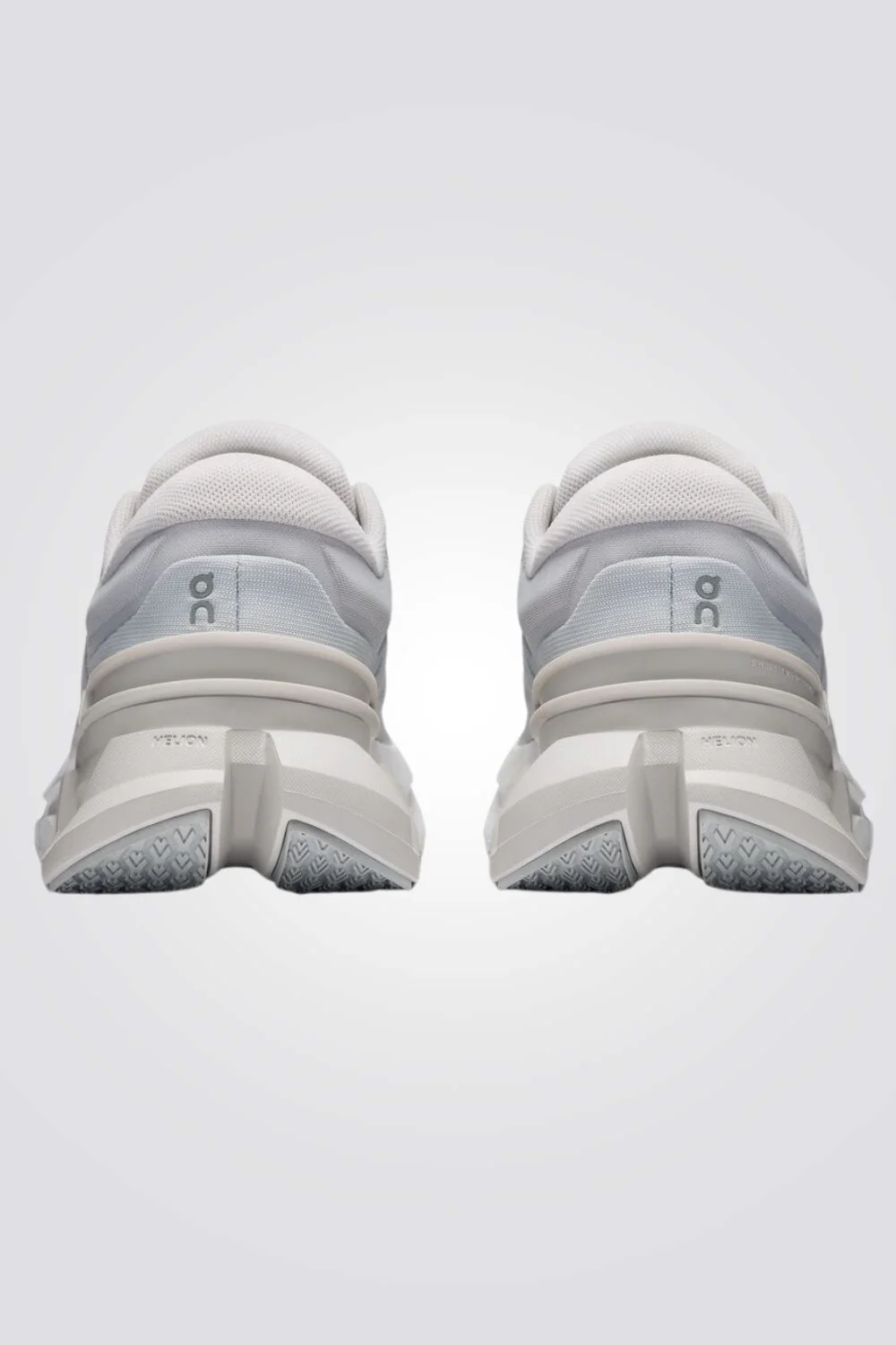 נעלי ספורט לגברים Cloudflyer 5 W Glacier בצבע אפור - Image 5