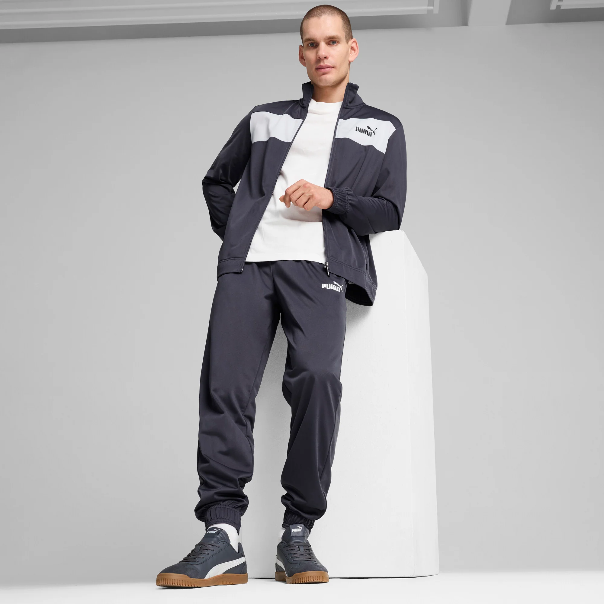 חליפת אימון Poly Suit לגברים בצבע אפור כהה - Image 6