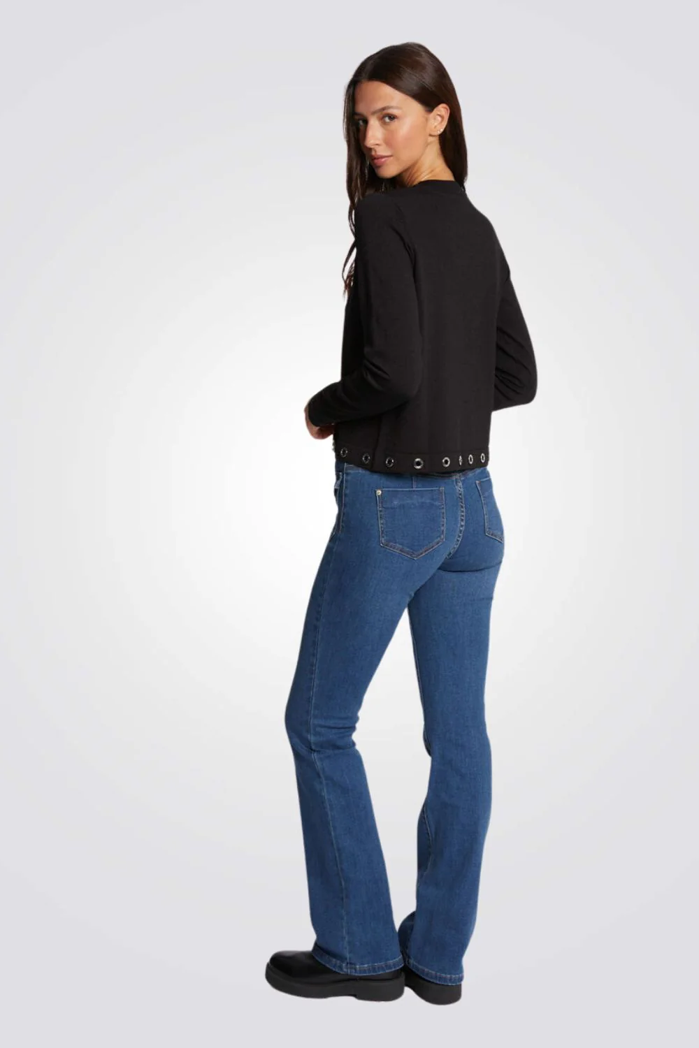 מכנסי ג'ינס Bootcut בצבע כחול - Image 3