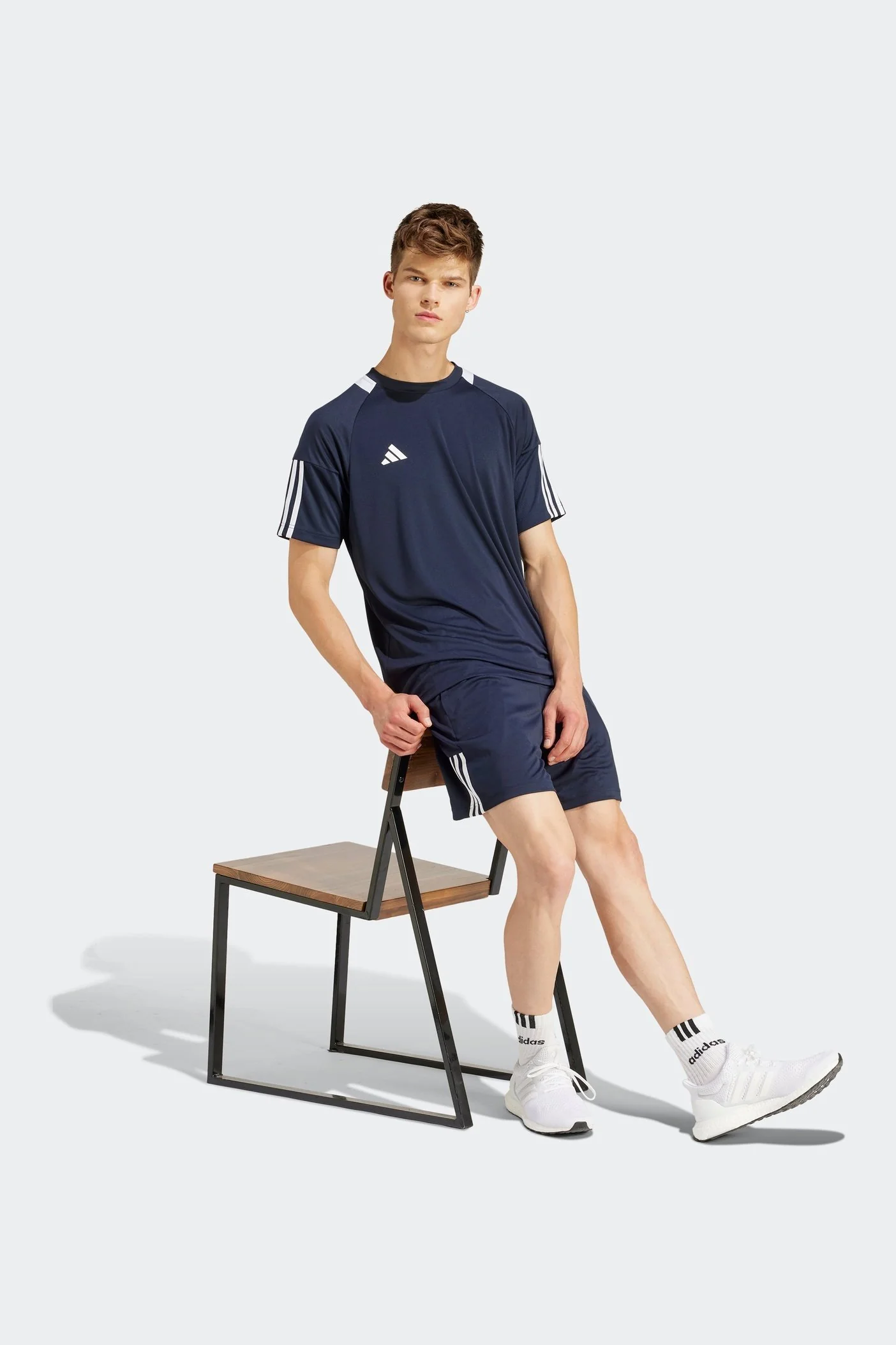 טישירט לגברים SERENO AEROREADY 3-STRIPES בצבע נייבי - Image 3