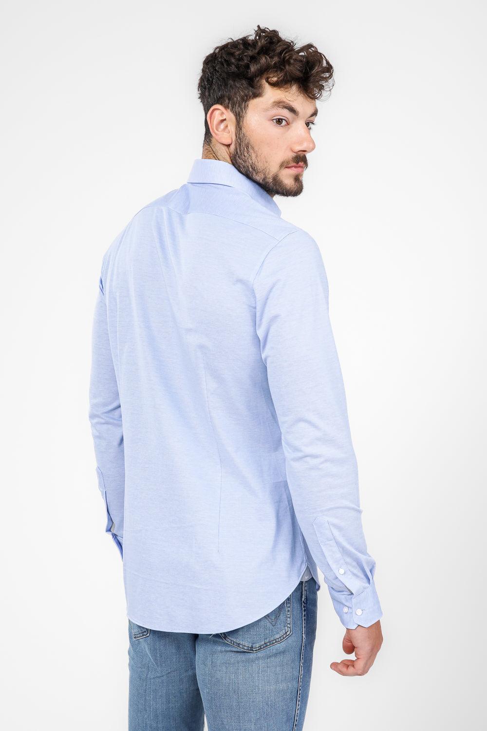 חולצה מכופתרת SOLID PIQUE בצבע תכלת - Image 2