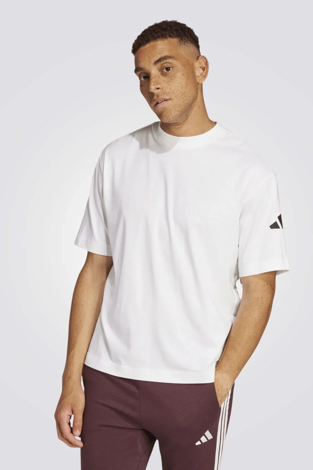 טישירט Essentials Loose Fit Three Bar Tee לגברים | אדידס