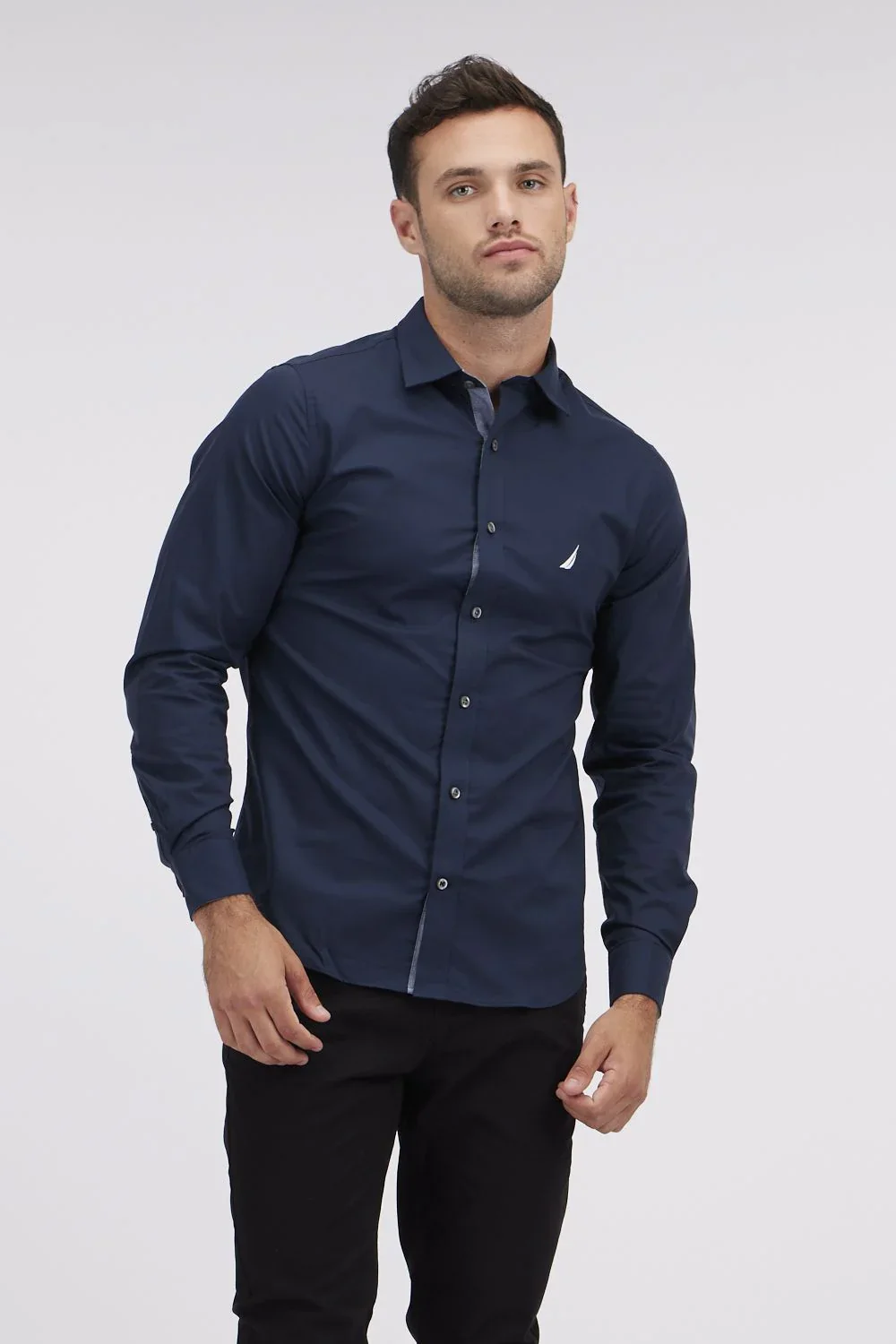 מכופתרת TAILORED FIT  בצבע נייבי - Image 3