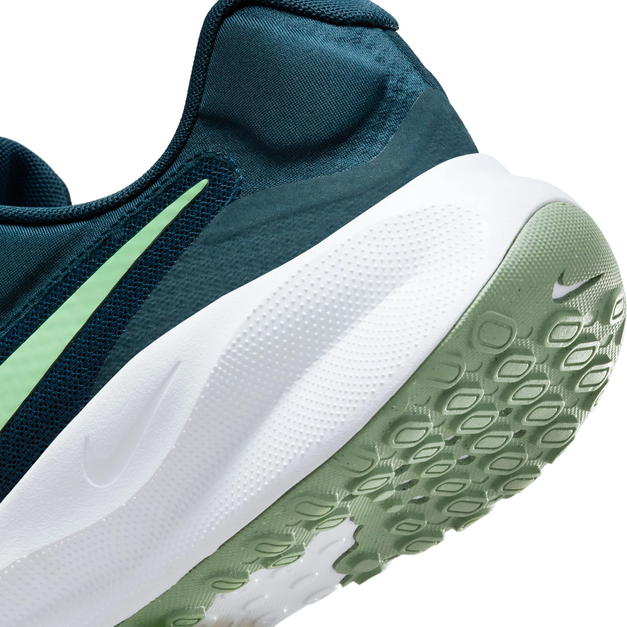 נעלי ספורט לגברים Nike Revolution 7 בצבע ירוק כהה - Image 6