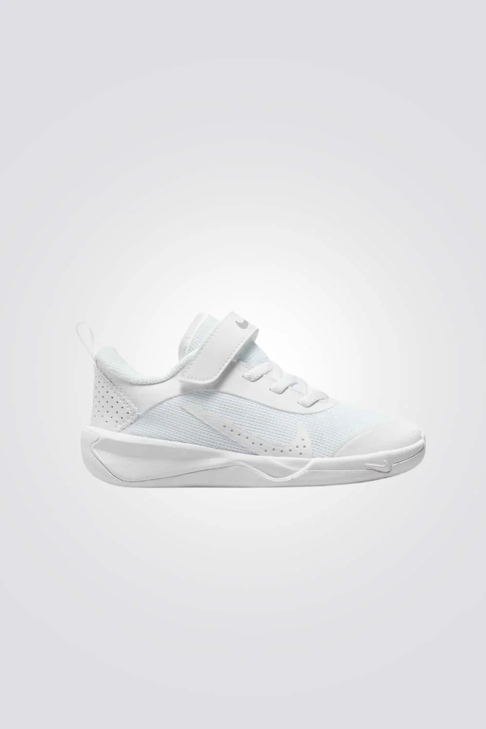 נעלי ספורט Nike Omni Multi-Court לילדים ונוער | נייקי