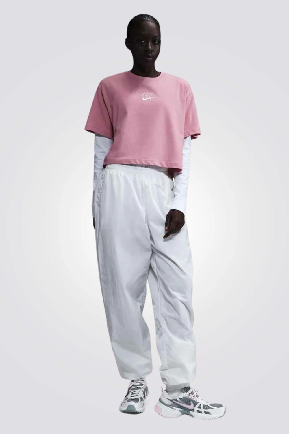 טי שירט Nike Sportswear לנשים | נייקי