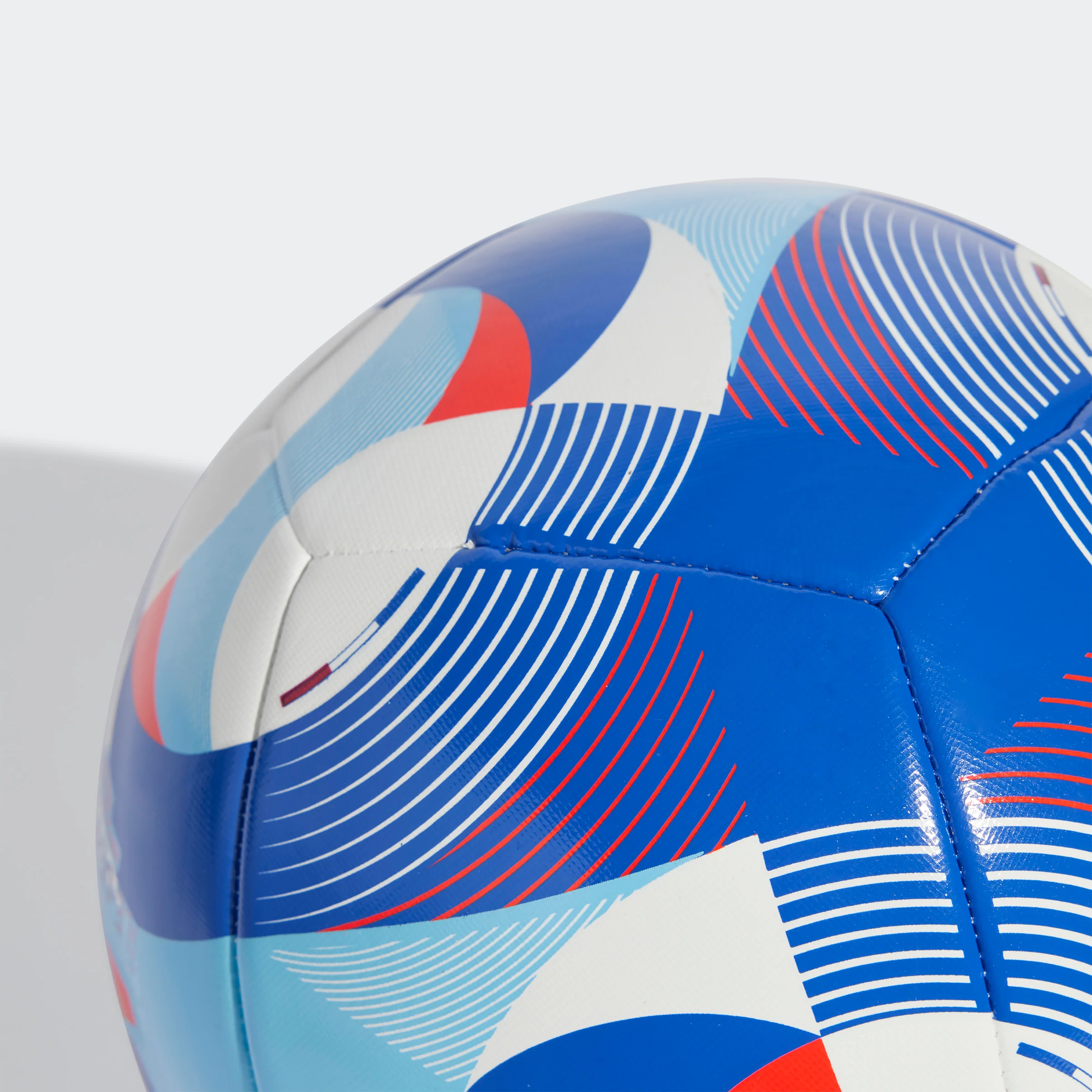 כדורגל מידה 5 ÎLE-DE-FOOT 24 בצבע כחול ולבן - Image 4