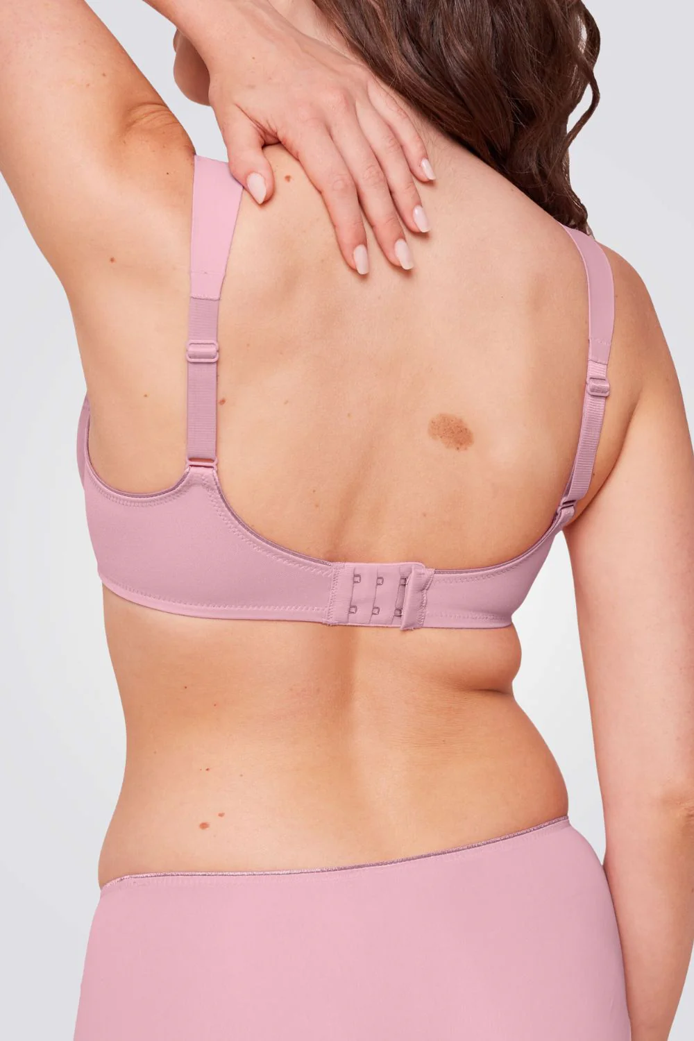 חזייה מינימייזר Essential Minimizer W X בצבע סגול - Image 2