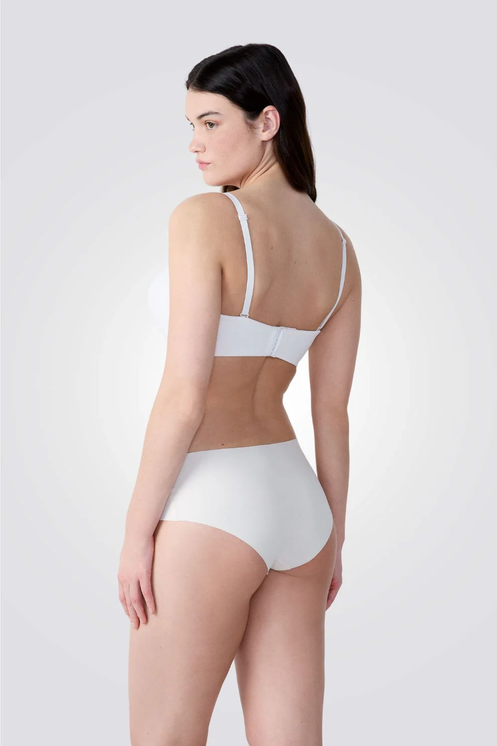 חזיית סטרפלס מיקרופייבר PURE FIT צבע לבן - Image 2