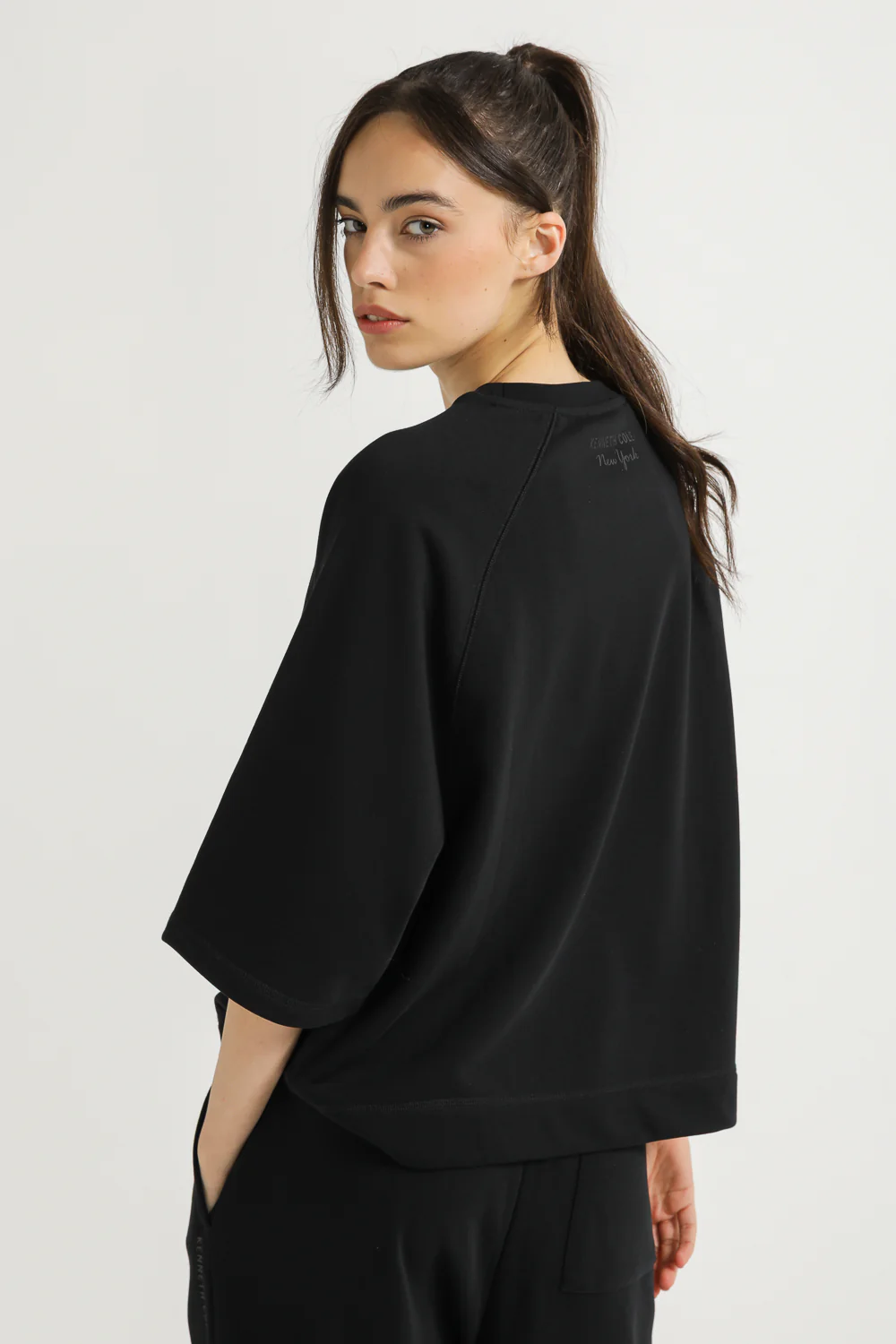 טישירט אינטרלוק בגזרת רגלן | קנת קול - Image 4