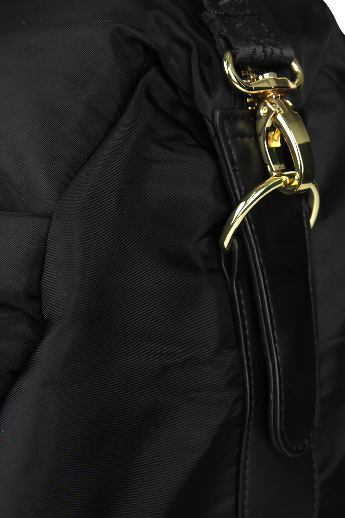 תיק נסיעה 22L ROLLING DUFFLE בצבע שחור וזהב - Image 9