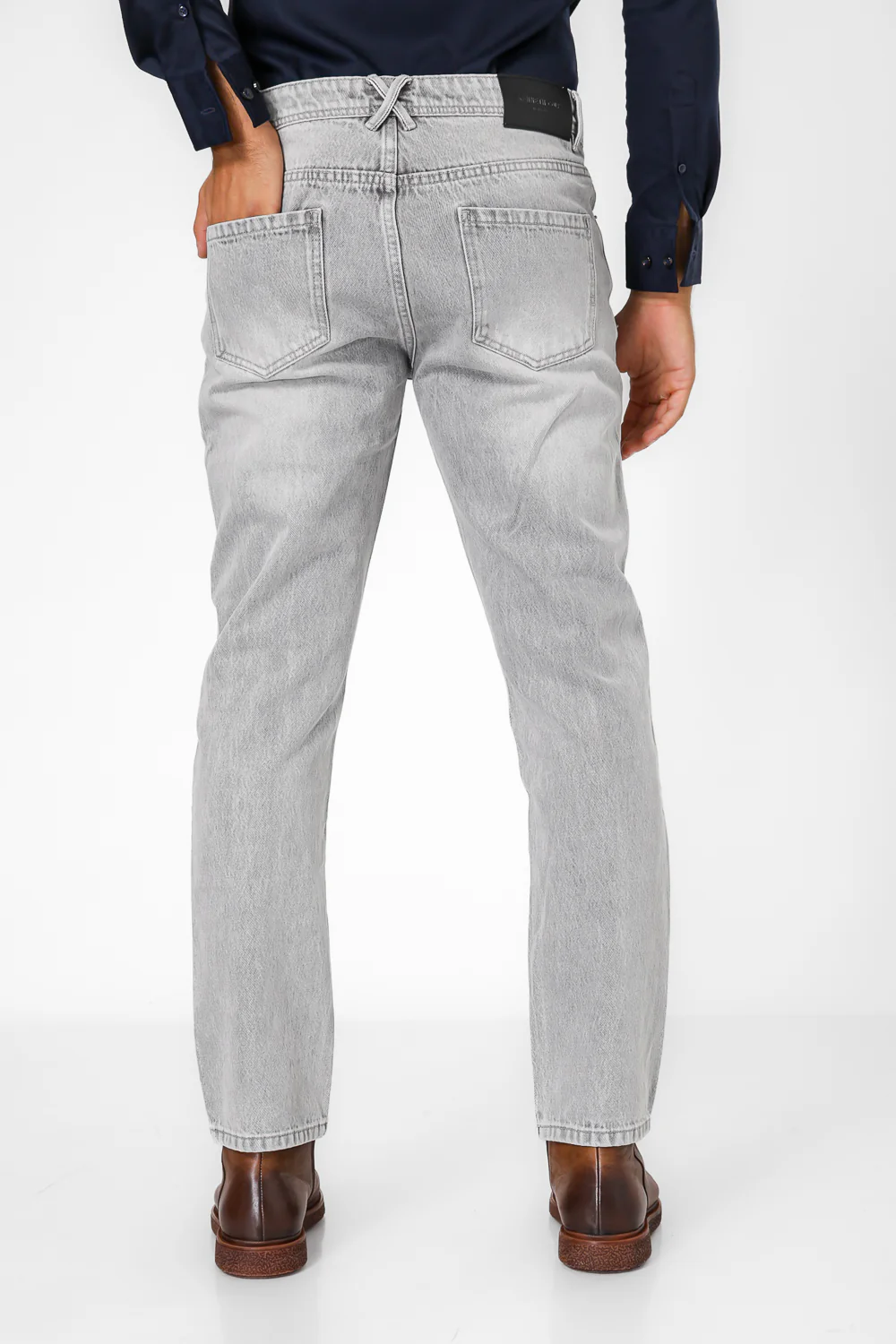 ג'ינס SLIM WASHED בצבע אפור בהיר - Image 3
