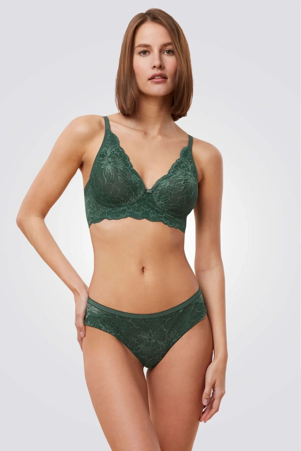 חזיית תחרה Amourette Charm Conscious N03 צבע מנטה