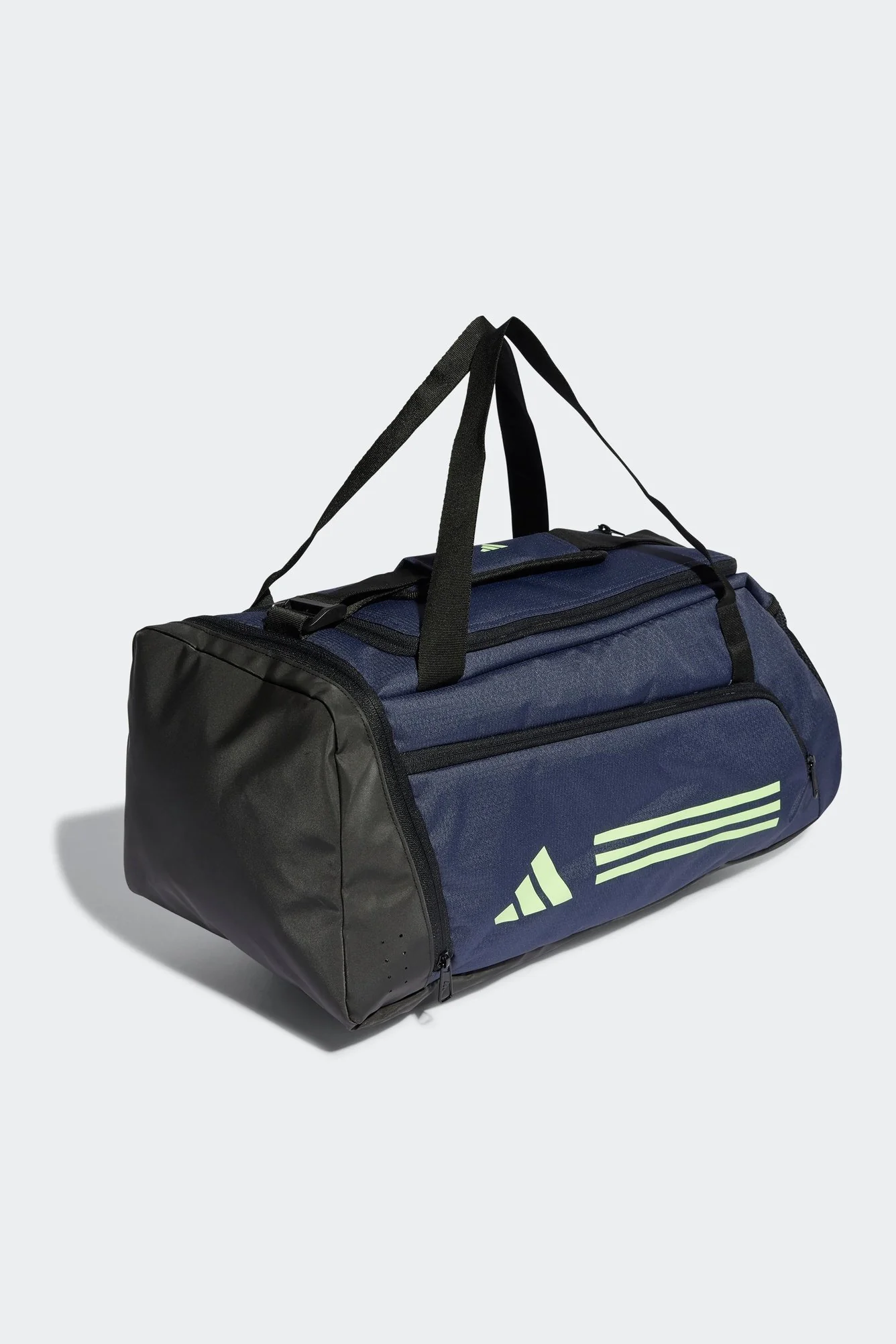תיק אימון ESSENTIALS 3-STRIPES 30L בצבע נייבי ושחור - Image 5