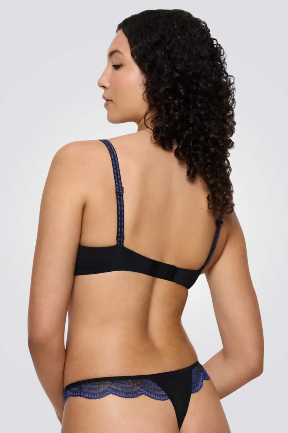 Triumph Comfort Glam WHU - Image 3