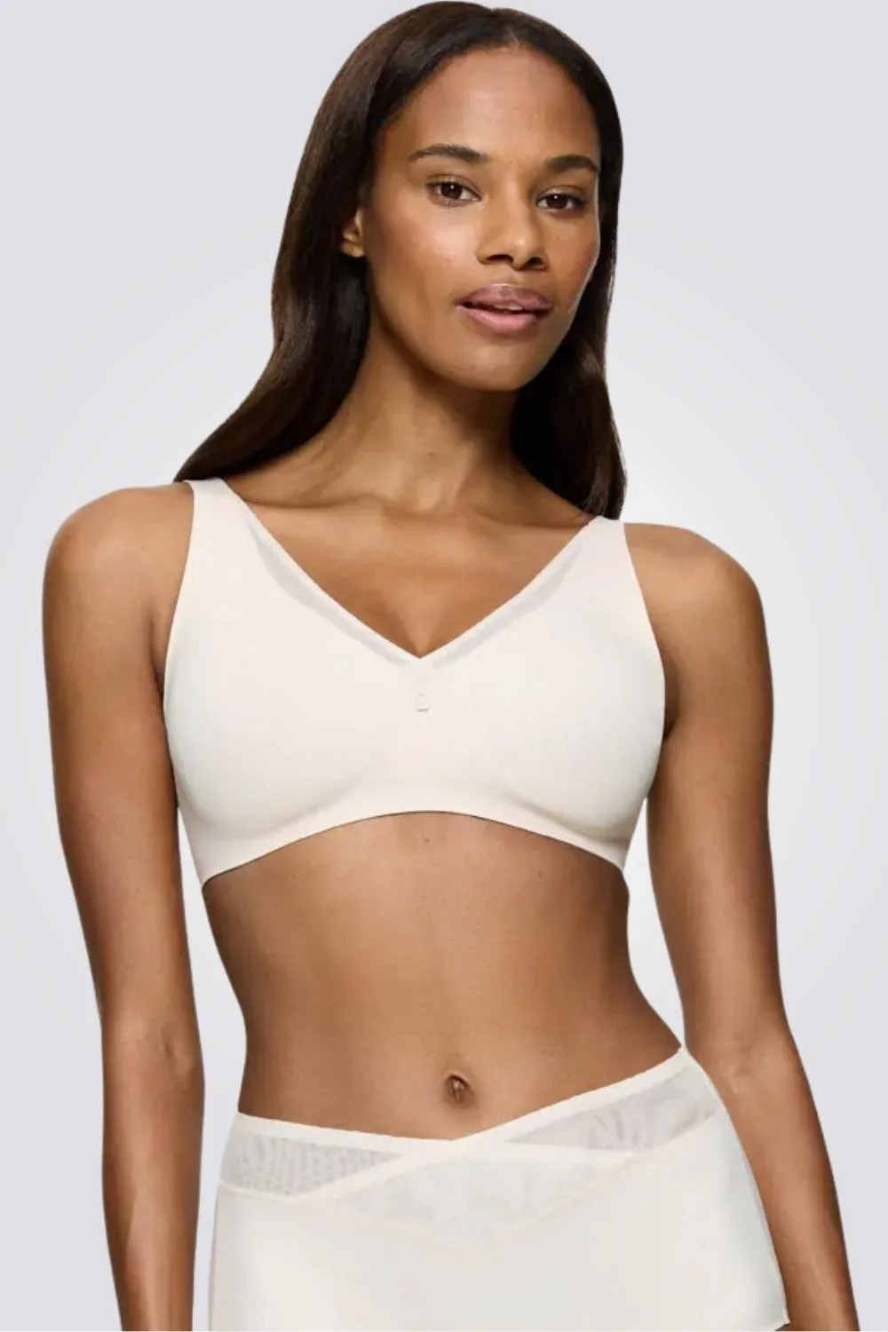 חזיית מינימייזר True Shape Sensation T N01 בצבע בז' | טריומף