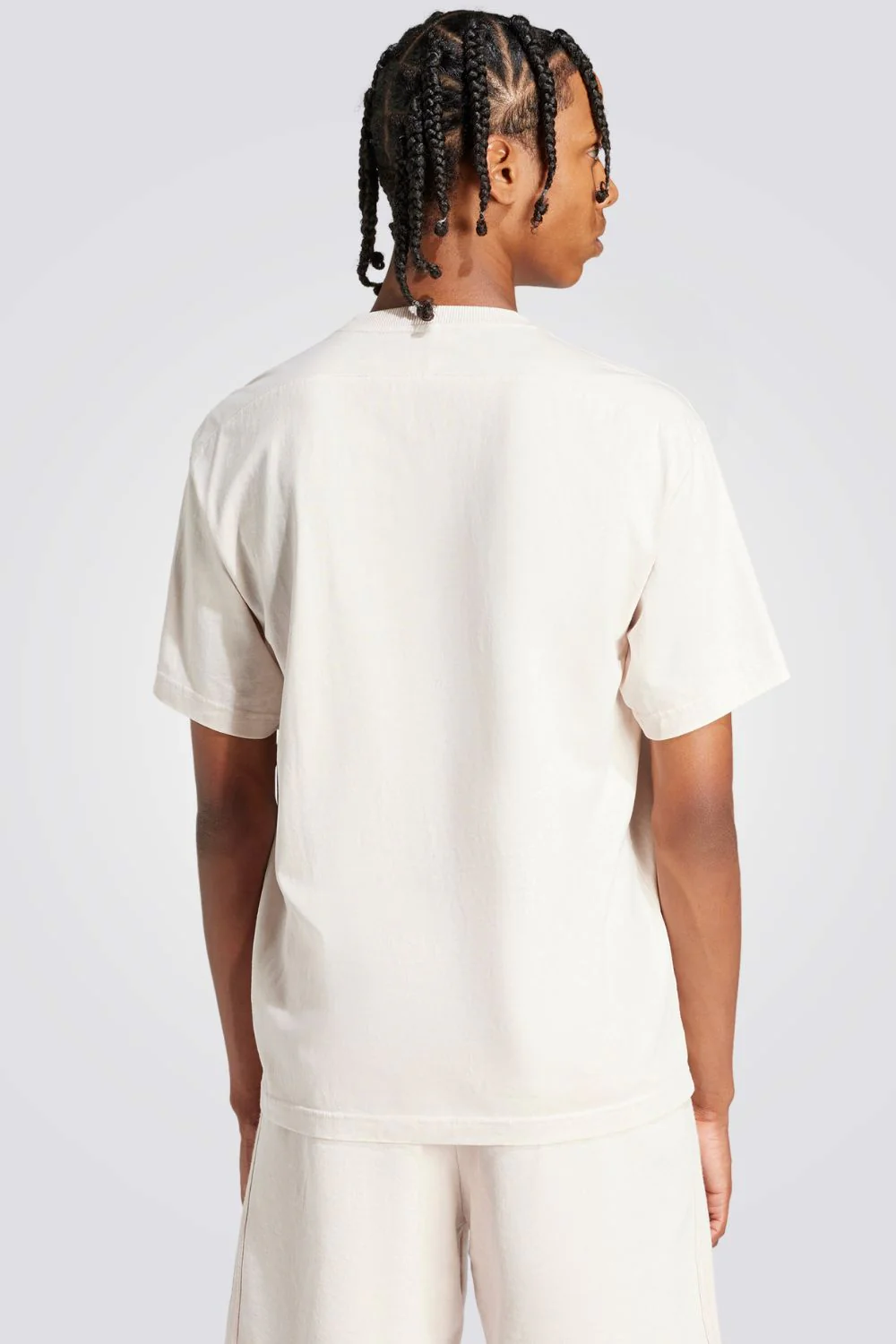 טישירט לגברים ALL SZN 3-STRIPES GARMENT בצבע לבן - Image 2